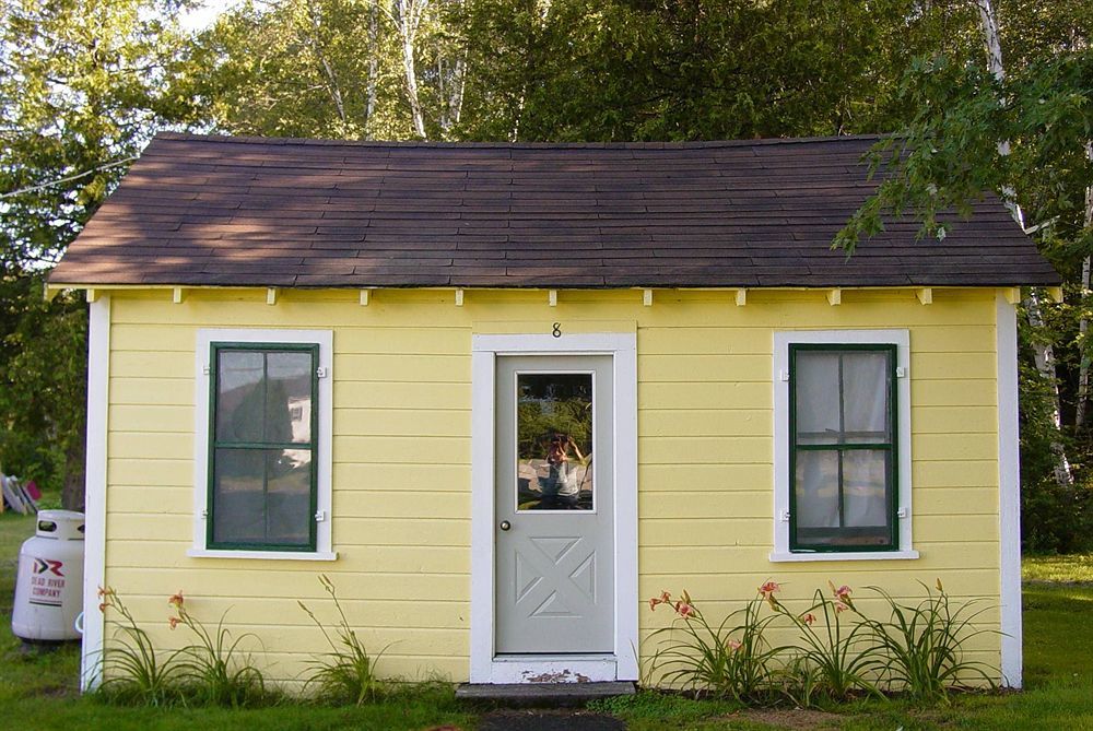 Готель Katahdin Cabins Millinocket Екстер'єр фото